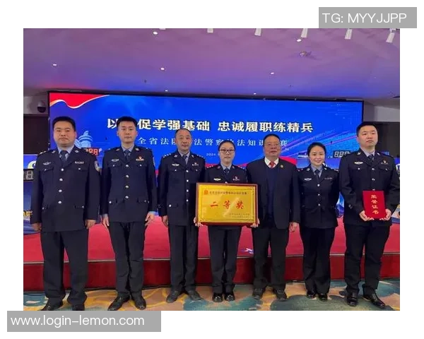 李晓旭的奋斗历程与成长故事：从平凡到卓越的心路历程